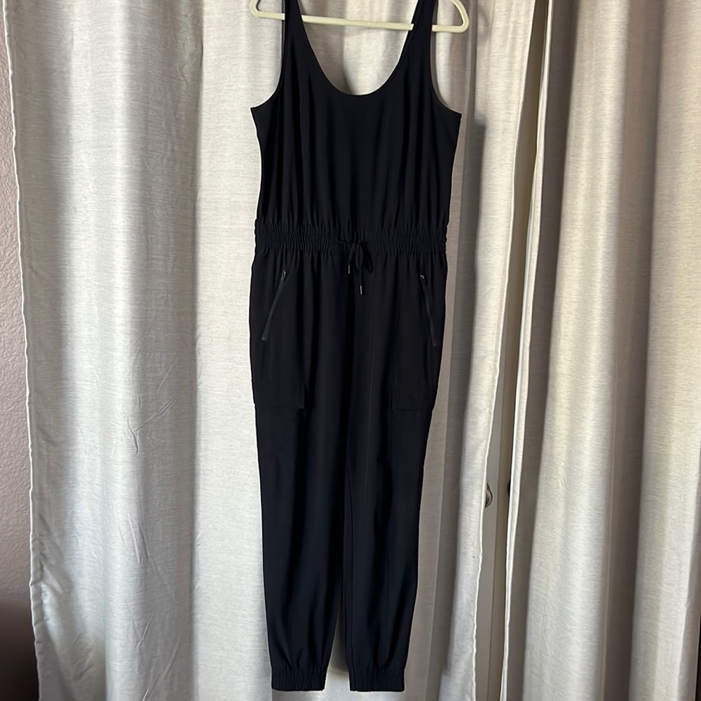 Athleta Black Sleeveless Drawstring Jumpsuit